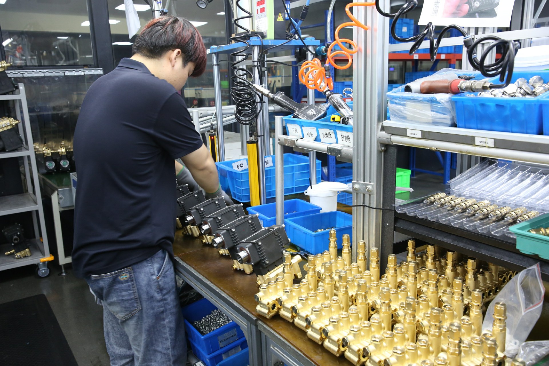 CozyMist pump head assembly and factory precision inspection